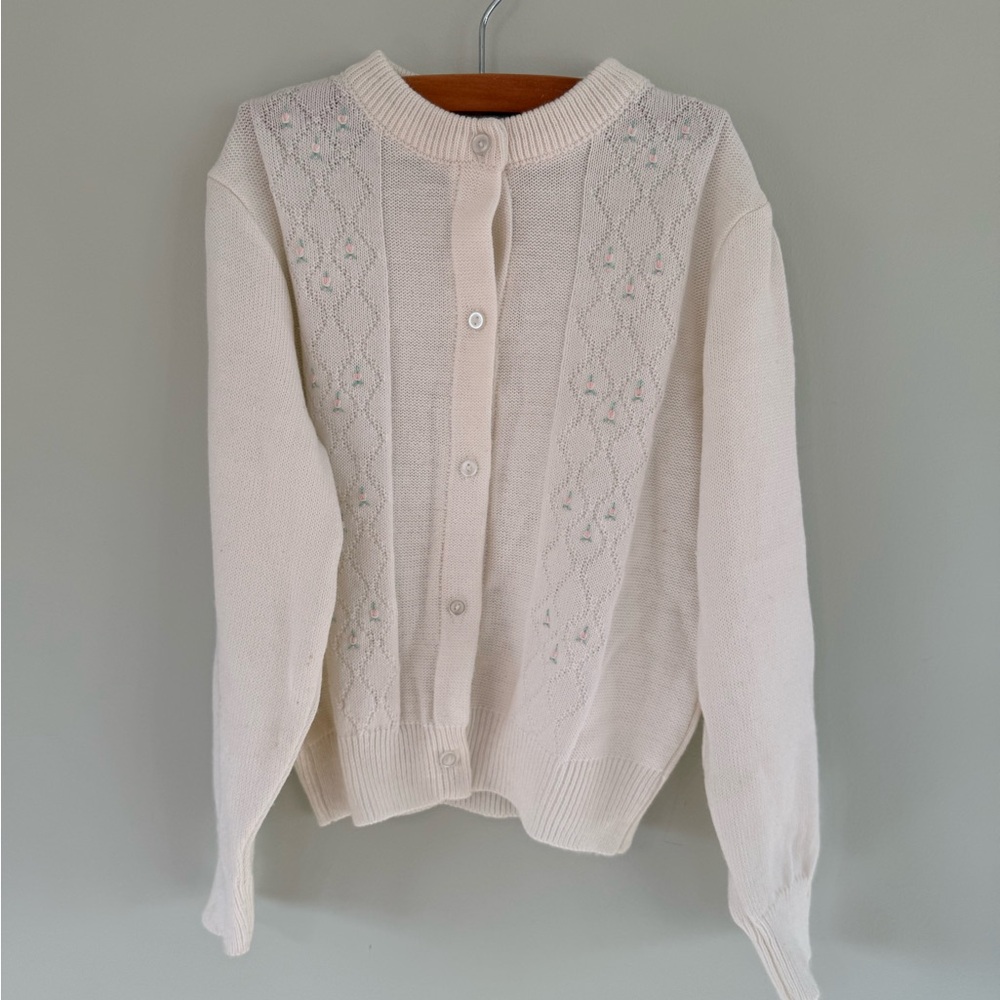 Elegant Cream Women's Sweater